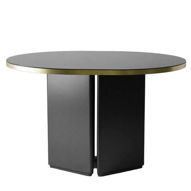 Table Brandy M