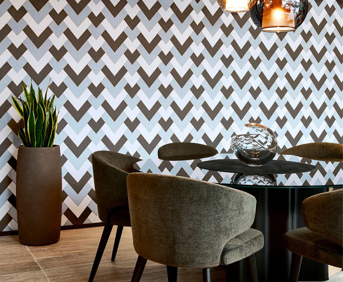 Collection Insolence